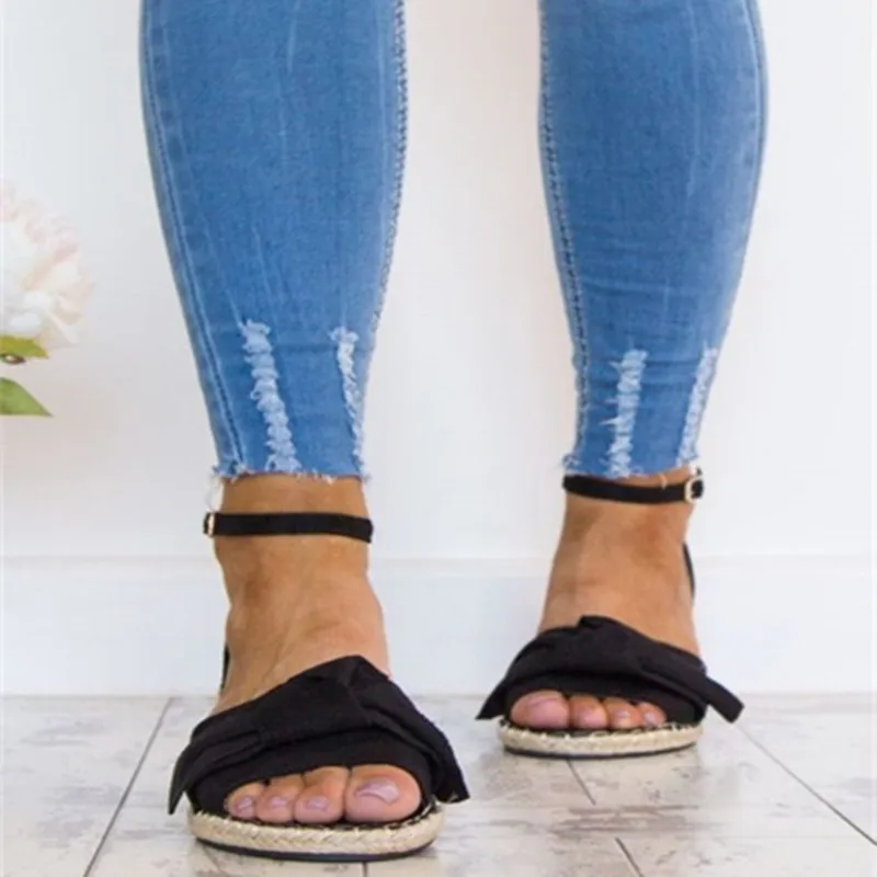 

Women Sandals Gladiator Peep Toe Buckle Strap Bow Tie Design Women Flats Shoes 2019 Summer Beach Ladies Shoes Black Gray Pink