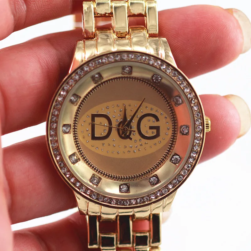 Dames Horloge Новые горячие продажи Роскошные бренды DQG женские кварцевые часы серебро полный стальной Мишка со стразами спортивные часы унисекс Chasy