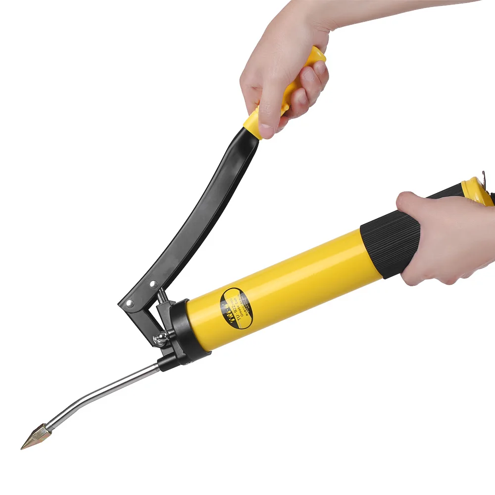 

TNI-U TU-922 Professional Lever Handle 600CC Grease Gun Includes 12" Flex Hose & 6" Rigid Extension with Coupler