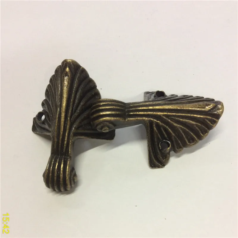 

Case Box Corners For Antique Furniture Decorative Triangular Pattern Carved Bronze Tone,3.2x1.5cm,5Pcs
