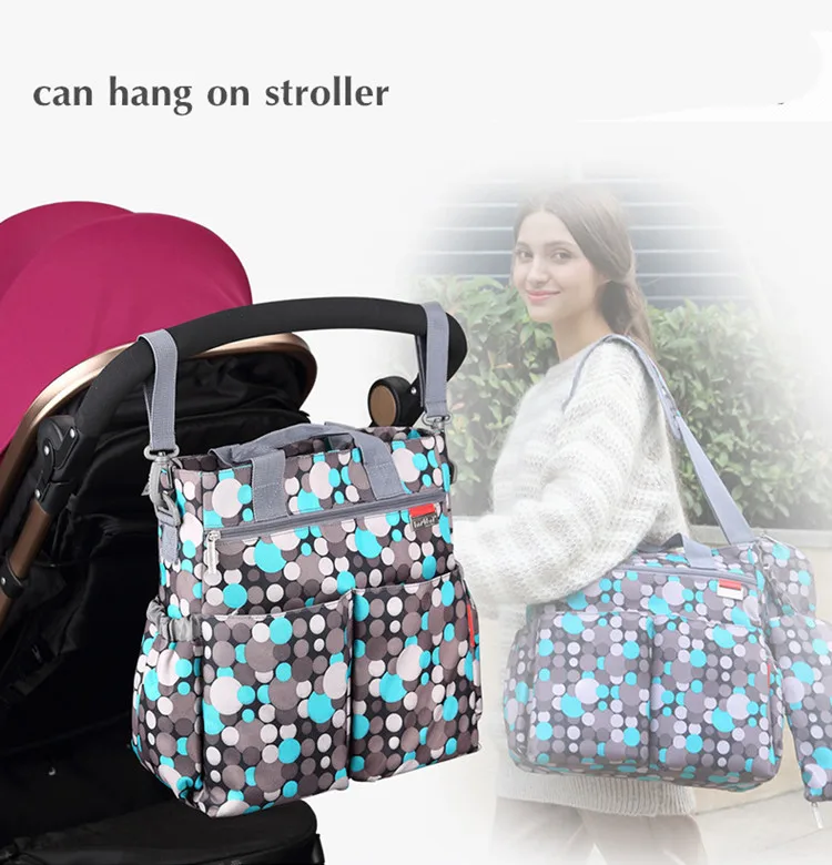 2738427245_1279496562