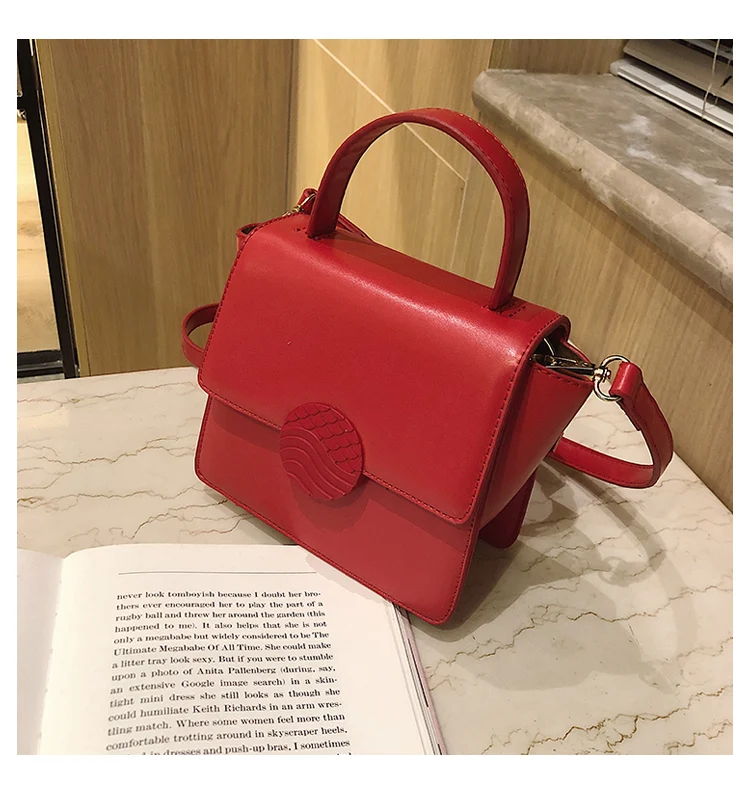 

Foreign air female bag 2019 simple hand bag shoulder bag texture wild Messenger bag
