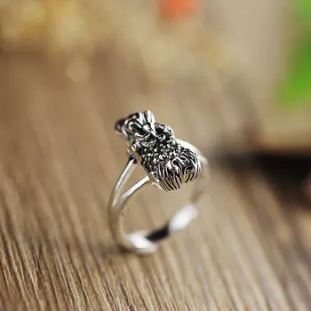 

The character of silver new simple fashion women's silver inlaid stone ring opening S925 Marseille lucky dance