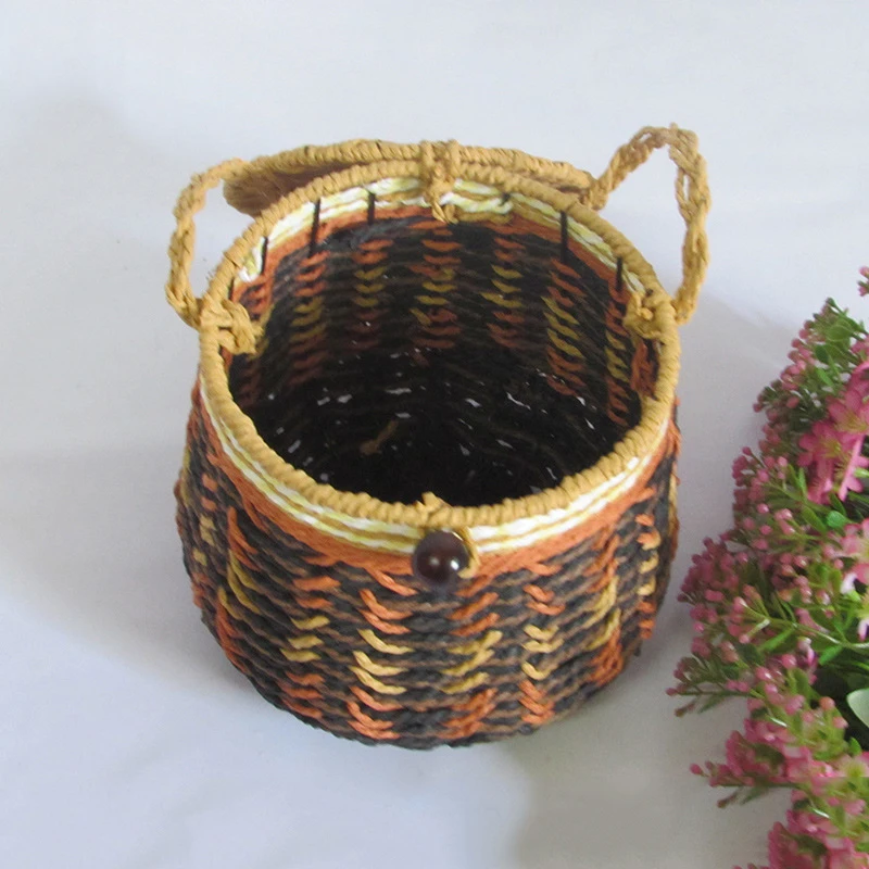 Straw rope storage jar desktop cosmetic snacks Headphone data cable tea storage box living room tea packaging debris organizer