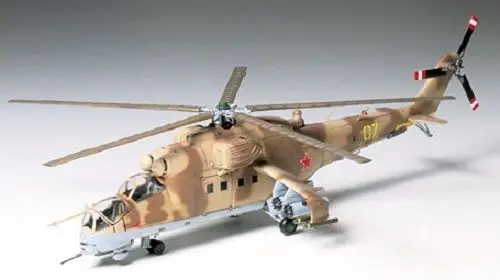 Tamiya 60705 1/72 масштаб модель вертолета комплект русский/Luftwaffe Mil Mi-24 задние