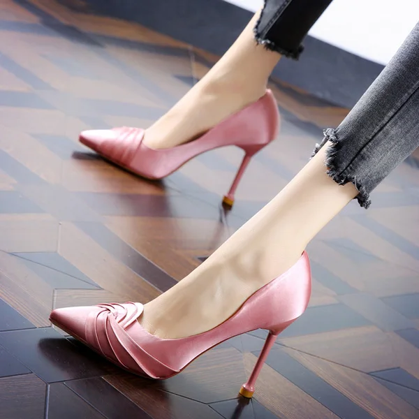 

Sexy Banquet Super High Heel Single Shoes Korean Pointed Wild Satin Thin Heels High Heels Temperament Elegant Party Womens Pumps