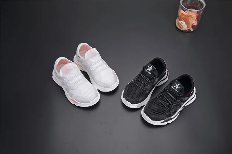 

Children Outdoor Breathable Running Shoes Air Mesh Sneakers For Boys And Girls White Shoes Kids Floral Shoes 2018 New
