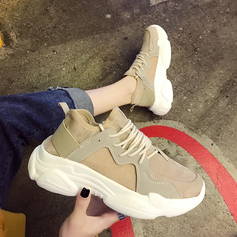 

Leader Show Woman Athletic Shoes Solf Comfortable Lace-up Brand Sneakers Women Run Shoes Zapatillas Mujer 2019 Woman Sneaker