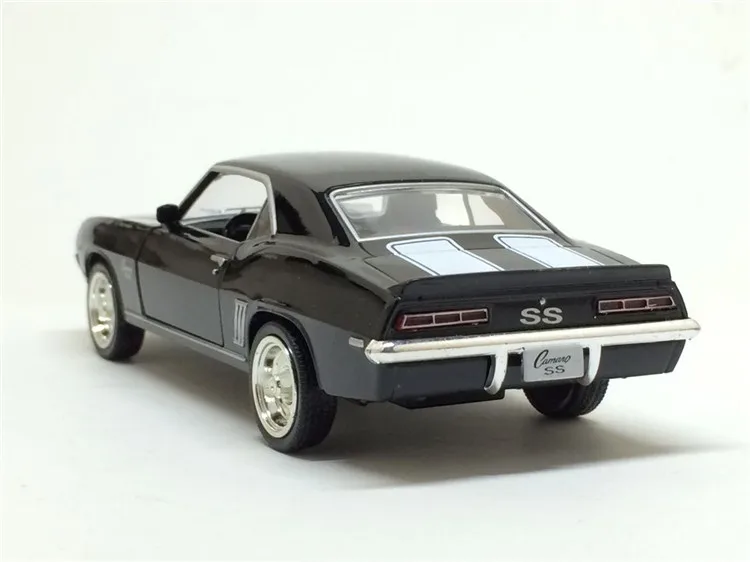 1/36 масштаб США 1969 Chevrolet Camaro SS винтажная литая под давлением металлическая модель автомобиля игрушка для детей Коллекция подарков на день рождения