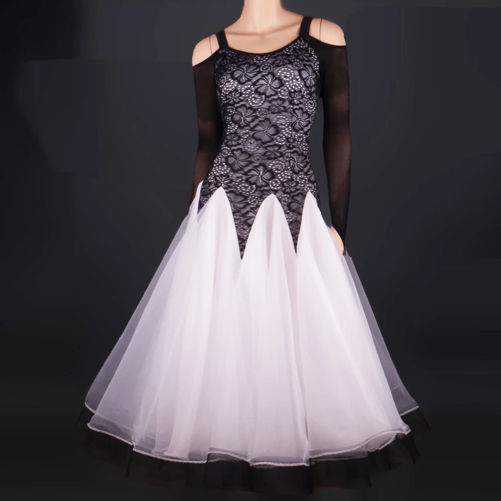 2017 Hot Nieuwe Vrouwen Ballroom Dans Jurk Zwart Afdrukken Backless Tops Witte Melk-Zijde Rok Flamenco Pole Dans Jurk 2017 Hot Nieuwe Vrouwen Ballroom Dans Jurk Zwart Afdrukken Backless Tops Witte Melk-Zijde Rok Flamenco Pole Dans Jurk