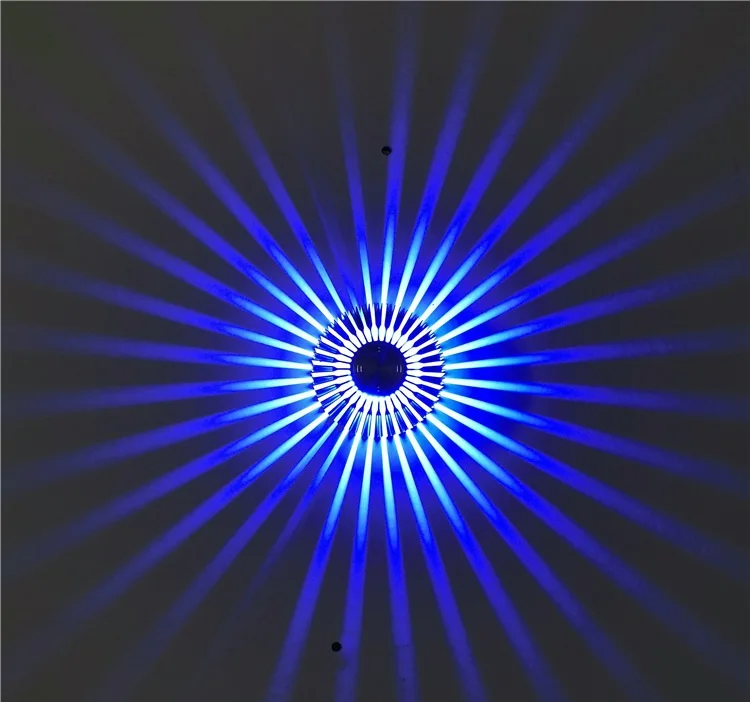 10305538990_1068694132