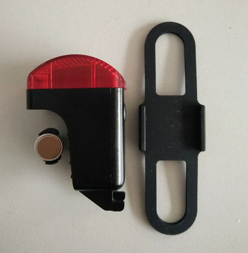 

Self-powered bicycle tail light with no battery magnetic induction waterproof 3000 hours life span easy to installation