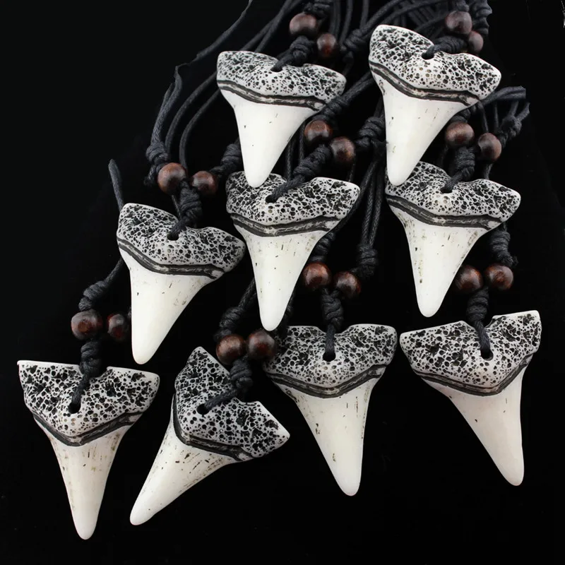 Лот 12 шт имитация кости яка резьба Акула зуб Шарм кулон ожерелье из деревянных бусин амулет в подарок MN158