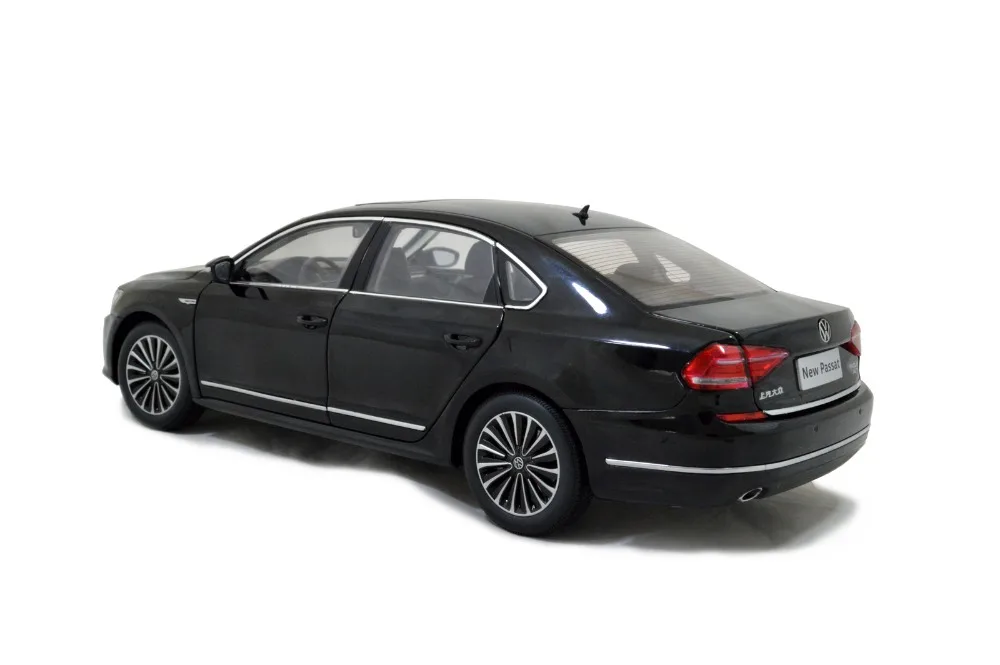 Модель Paudi 1/18 1:18 Масштаб VW Volkswagen Passat черный литой модельный автомобиль игрушка, модель автомобиля двери открытые