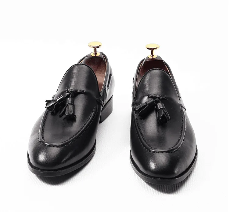 Итальянские мужские лоферы с кисточками ручной работы; модельная обувь в деловом стиле; обувь из натуральной кожи; удобные модные свадебные туфли для отдыха; европейские Size38-44