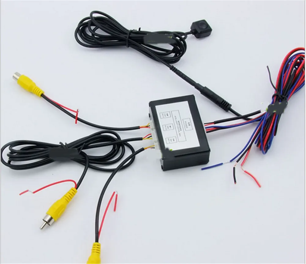 

Car Parking Camera Video Channel Converter Auto Switch Front View Side Rearview Rear View Camera Video Control Box 2 camera