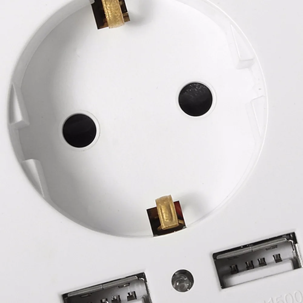  Wholesale Wall Power Socket Plug Grounded 16A EU Standard Electrical Outlet With 1500mA Dual USB Ch