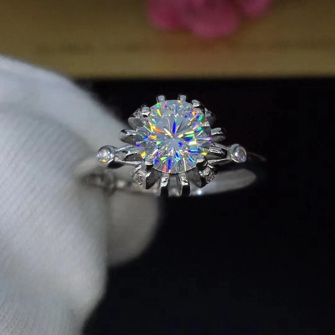Round Silver Moissanite Ring 1ct D VVS Luxury Moissanite Weding Ring for Women