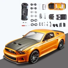 Maisto Mustang Street Racer 2014 1:24 Assembly model Alloy Toy Vehicle Diy Block Car Model Toys Gift Toy car neje yw0006 1 diy assembly dynamic creative saline salt water powered toy car blue white