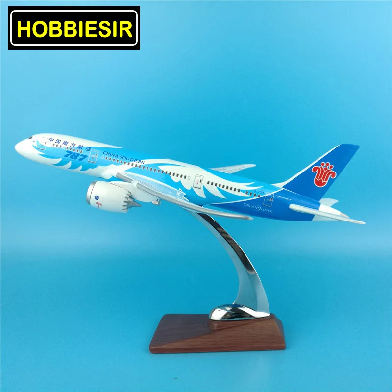 

30CM 1:200 Scale Boeing B787 Model China Southern AIR with Base Resin Aircraft Plane Collection or Decoration Display Model Toy