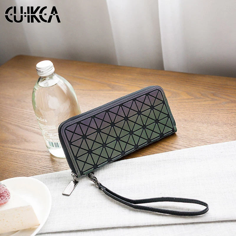 

New Women Short Wallet Clutch Luminous Wallet Diamond Lattice Standard Zipper Wallets Designer Noctilucent Card Holder Purse