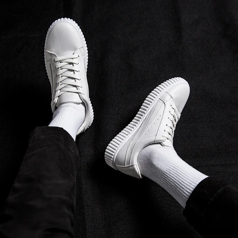 

2019 new breathable fashion men's and women's Korean shoes Casual shoes Sports
