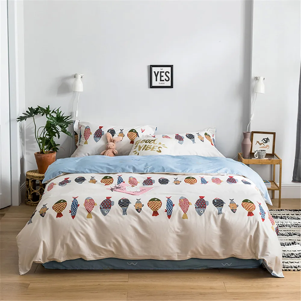 

2019 Colorful Fishes Beige Cartoon Duvet Cover Set Twin Queen King Flat Sheet or Fitted Sheet Soft Cotton Bedlinens Pillowcases