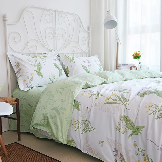 Elegant European Rustic Floral BeddingDelicate Shabby Style Bed Elegant European Rustic Floral BeddingDelicate Shabby Style Bed