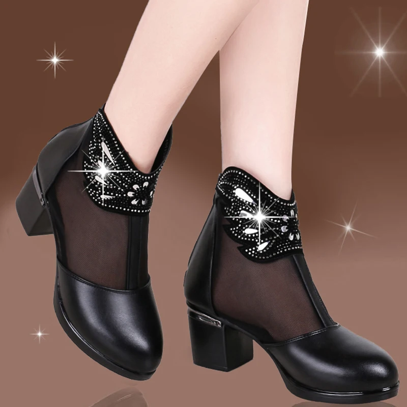 

Women Leather Pumps High Chunky Heel Crystal Platform Zipper Peep Toe Peep Toe Lady Sandals Wedding Shoes Zapatos Mujer 1101W
