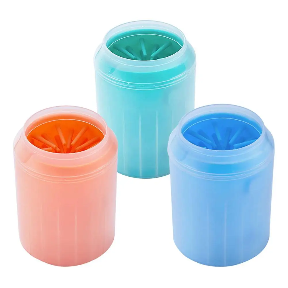 

Portable Dog Paw Cleaner With Towel 360 Degree Deep Cleaning Removable Washable Paw Plunger 2019 New