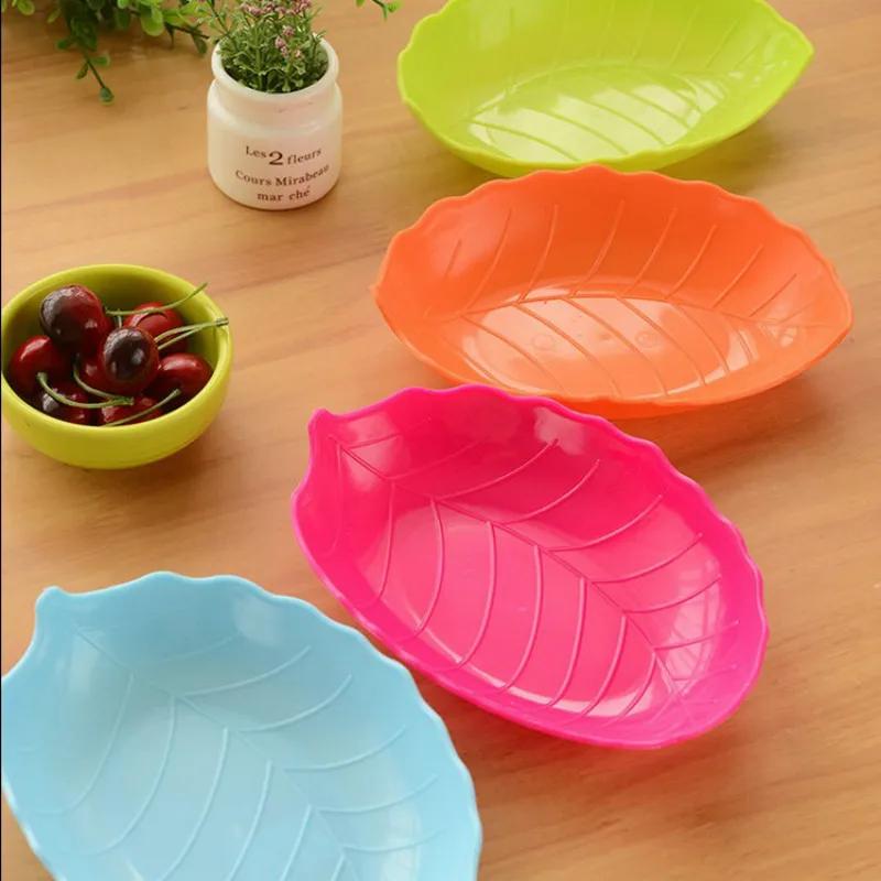 1PC Colors Leaf Shaped Fruit Plate Fruit Dish Plastic Bowl Cake Plate