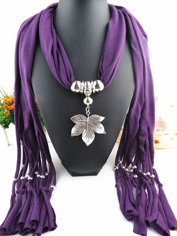 

2017 New Alloy Maple shaped tassels pendants scarves ladies shawls scarves Women's Luxury jewelry scarf