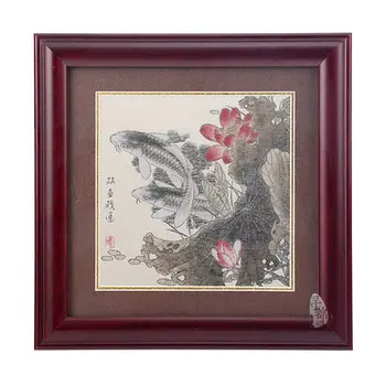 

Chinese landscape paintings are made using Sichuan embroidery technique.They are used to decorate rooms and give them to friend.