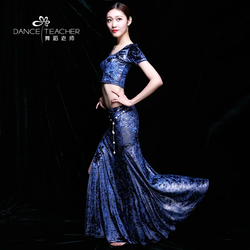 

New woman winter velvet Bellydance Costume Set Dancer Clothing Top+Skirt suits for bellydance wear S/M/L/XL