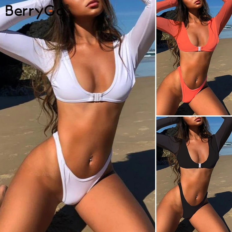Женский купальник BerryGo белый комплект бикини из двух предметов с длинными