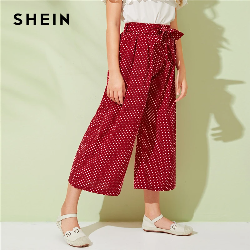 SHEIN Kiddie/бордовые Широкие штаны в горошек для девочек с поясом; коллекция года; летние свободные плиссированные брюки с эластичной резинкой на талии в стиле бохо