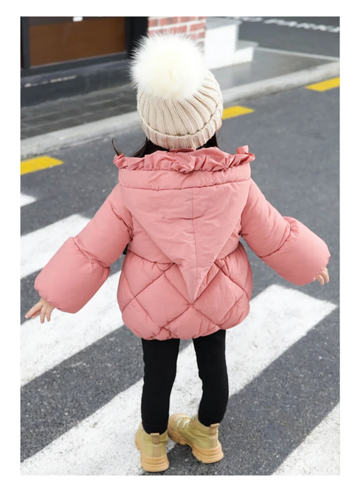 От 0 до 4 лет Новинка года, зимнее утепленное модное Стильное хлопковое Стеганое пальто с капюшоном для девочек, 1 шт., зимняя куртка для девочек, детская теплая одежда