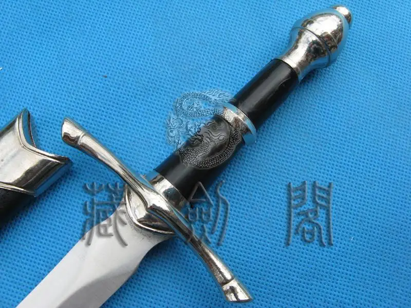 

S0012 MOVIE LORD OF THE RINGS RANGER STRIDER'S SABRE MINIATURE SWORD 13.8"