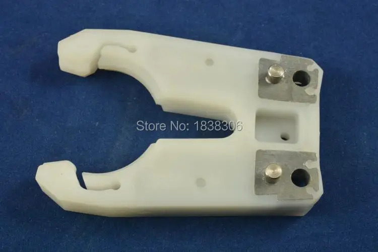 iso 30 ISO30 tool holder clamp iron ABS flame proof rubber tool holder claw fork 1 PCS auto changer for ISO30 Spindle iso 30 ISO30 tool holder clamp iron ABS flame proof rubber tool holder claw fork 1 PCS auto changer for ISO30 Spindle