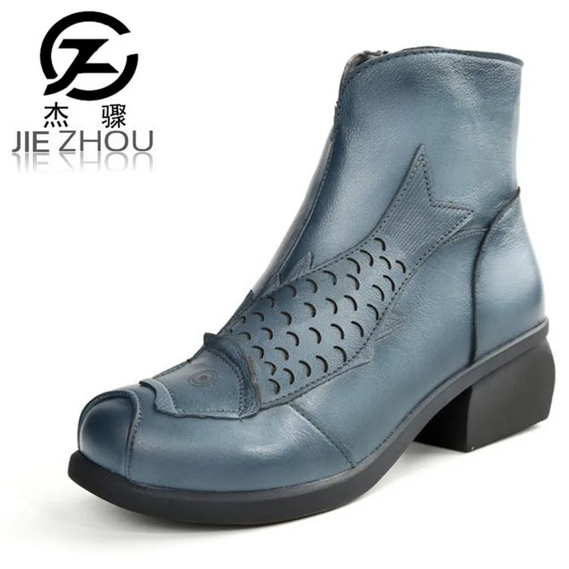 

2017 autumn and winter new retro Female short boots Genuine Leather Large size Middle heel women boots damski boty botas obuv