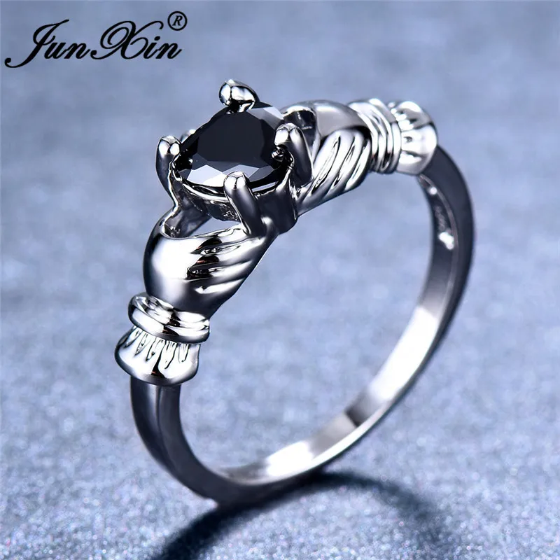 JUNXIN Round Heart Stone Black Rings For Women 925 Silver Filled aaa Zircon Claddagh Ring Female Wedding Bands Boho Jewelry Gift