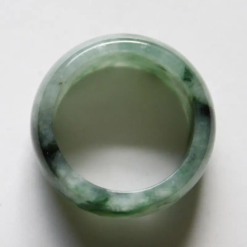

11333 Beautiful Green Jadeite JADE Ring