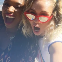 Малый кошачий глаз солнцезащитные очки для женщин для элитный бренд красный, белый рамки пикантные очки «кошачий глаз» Дамы карамельный цвет