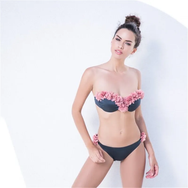 Honolulu-straplez-fume-bikini-