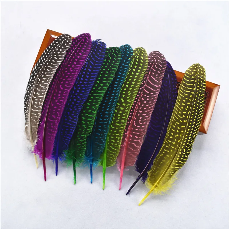 

wholesale 100pcs 17-22 cm wing feathers spotted Guinea fowl plumage DIY feathers for crafts hats wedding decoration Accessories