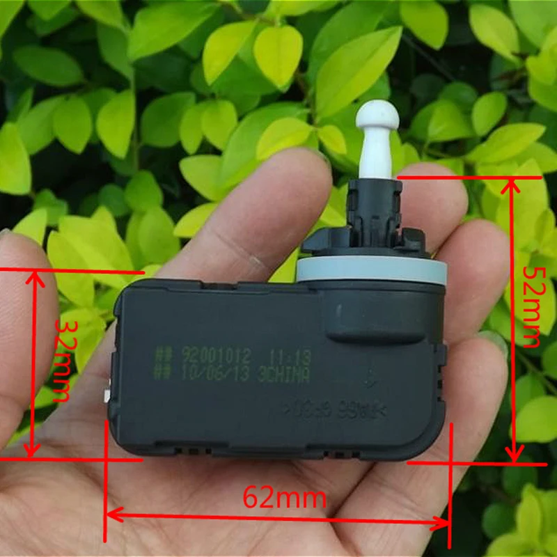 

1Pcs 12V Auto Headlight Adjustment DC MotorLinear Servo Gear Motor Linear Actuator For Speed 1mm/s