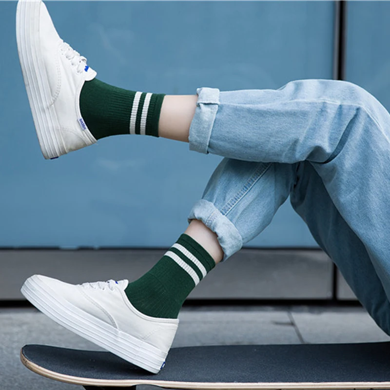 

NEW Classic Two Stripes Cotton Socks For Men Fashion Skate Unisex Sock Retro Old School Student Hiphop Female Socks Girls