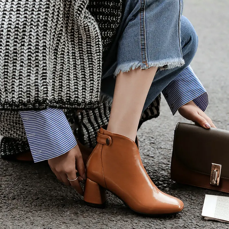 QUTAA/ г. Новые осенне-зимние ботинки на молнии модные ботильоны из лакированной кожи на толстом каблуке повседневная женская обувь с круглым носком размер 34-43