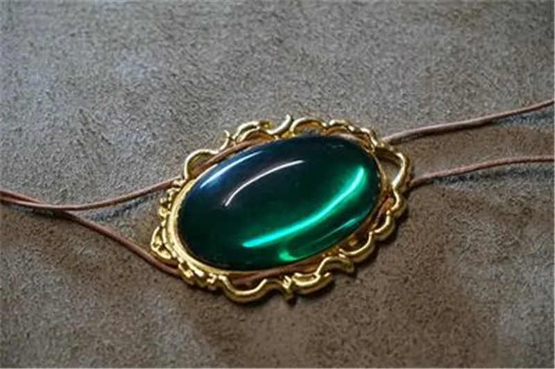 Аниме фиолетовое ожерелье для косплея эвергарден винтажный кулон зеленый алмаз нефрит аксессуары Боло бутафорский галстук женские ювелирные изделия вентиляторы подарки