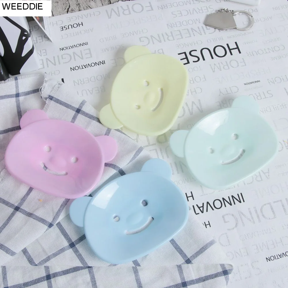 

2PCS Cute Cartoon Smile Bear Shaped Soap Dish Creative Bathroom Home Decor New